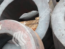 Поковка стальная 9хс