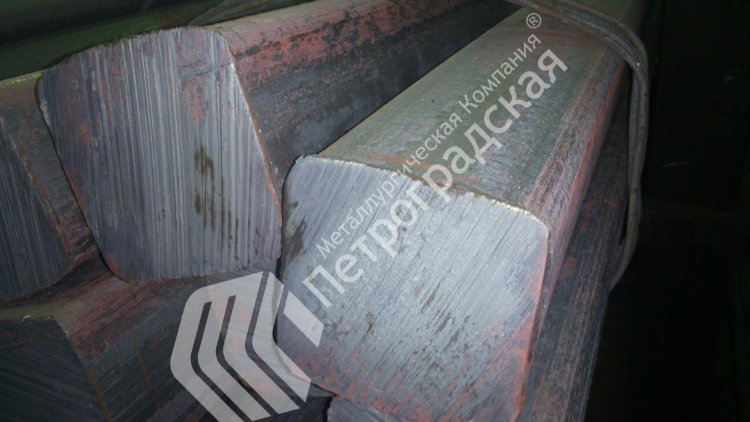Квадрат сталь 40г