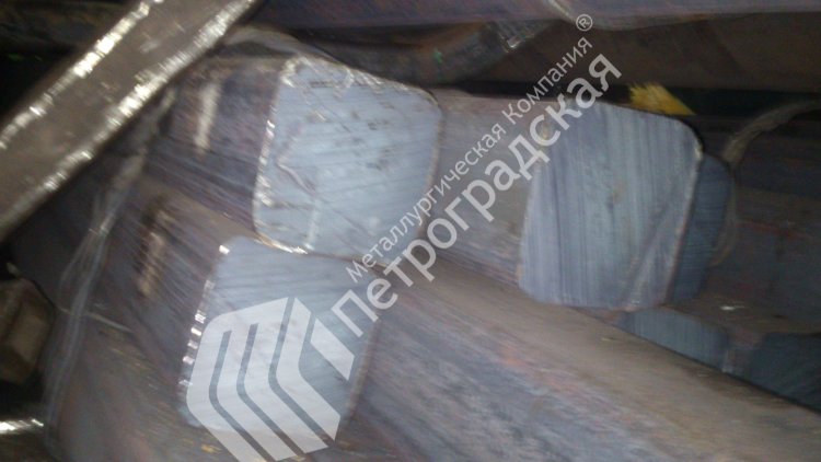 Квадрат калиброванный 40х13