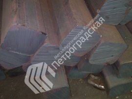 Квадрат стальной Р9М4К8