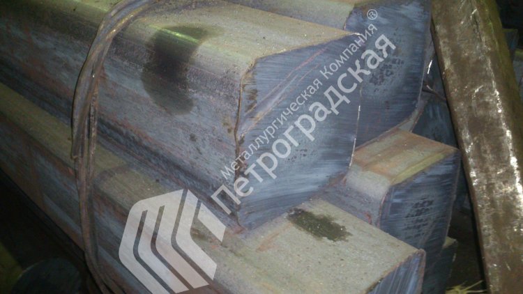 Квадрат металлический 16хсн
